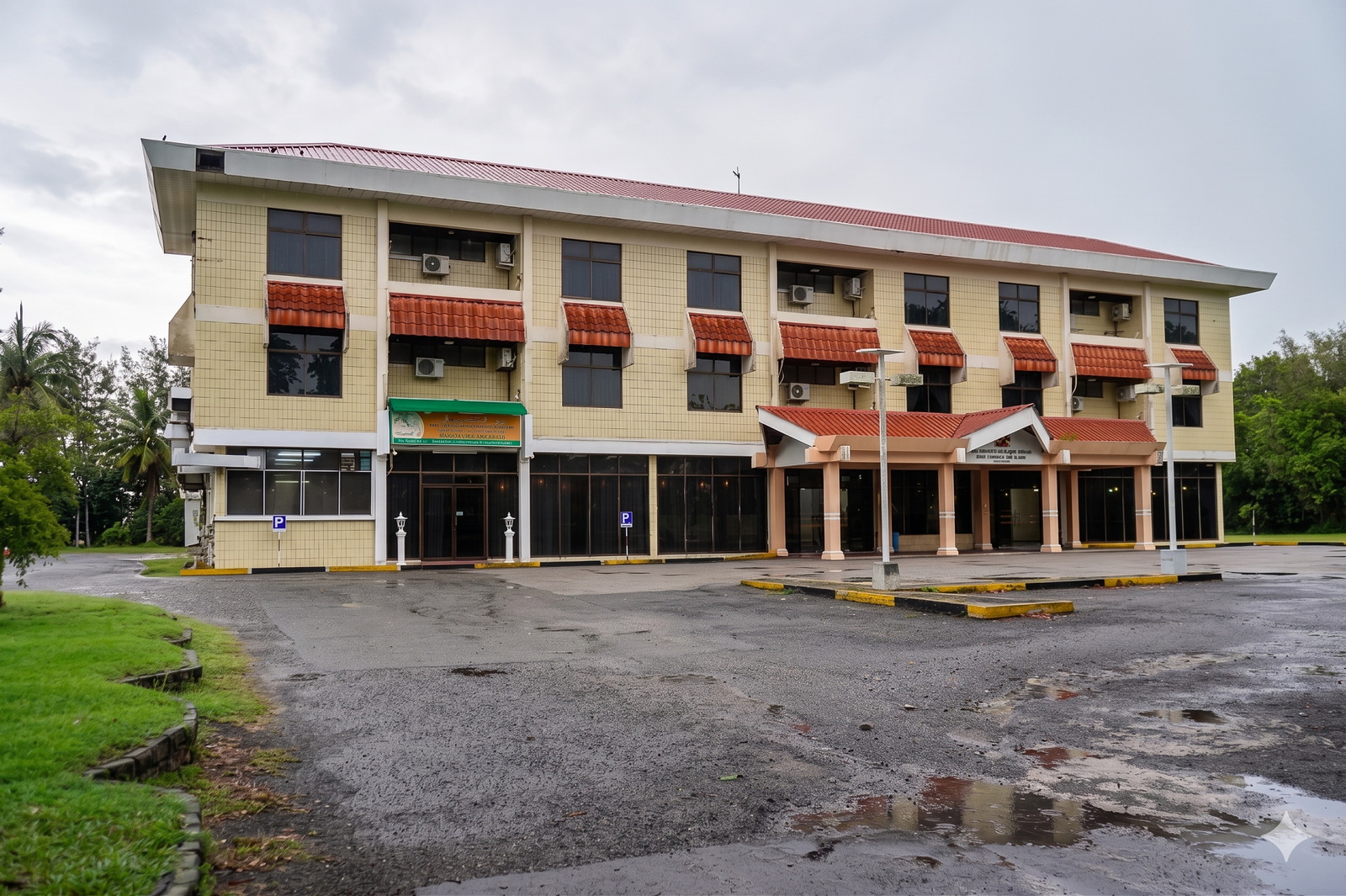 Serikandi Resthouse